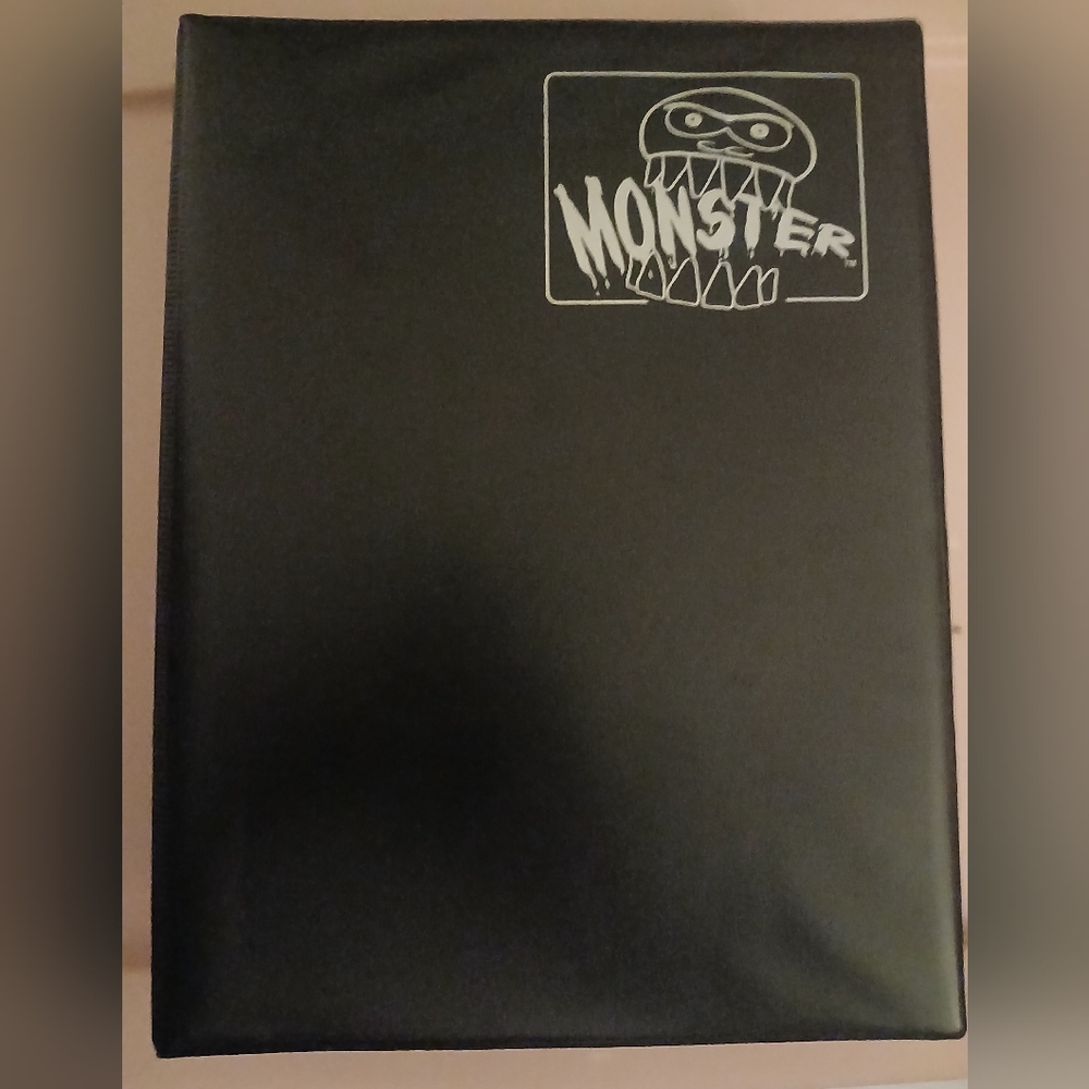 Monster massive card collection  colleect book with 82 page 738 Cards!!!